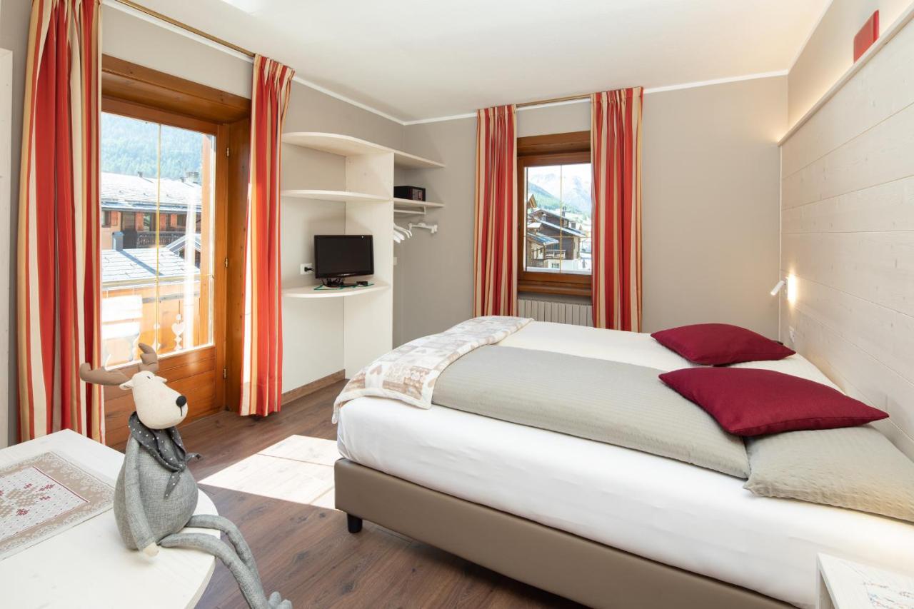 Hotel Krone Livigno Exterior photo